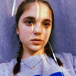 Meet your Posher, Brenna